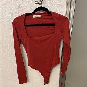 QUINSEN Brick Red Long Sleeve Bodysuit Medium